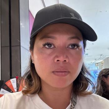 عائلة أبوظبي: Kate