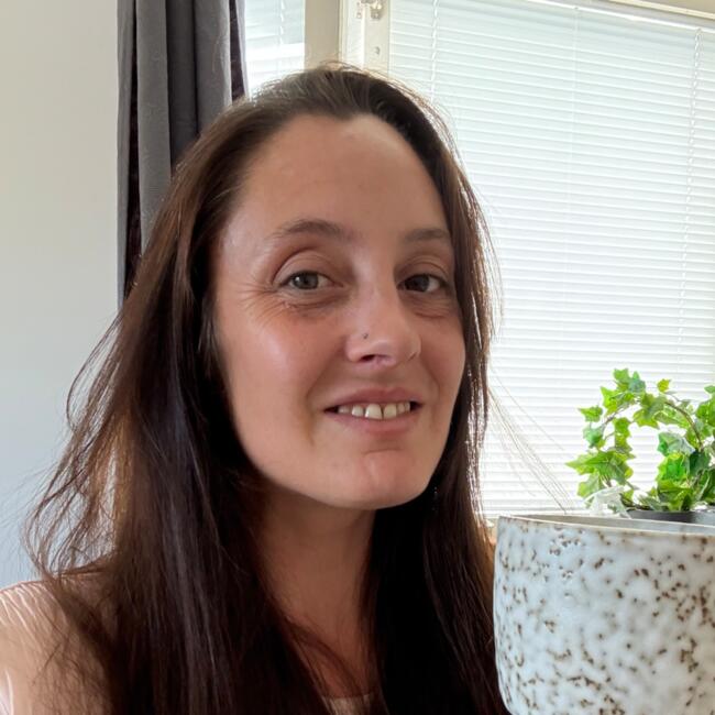 Barnvakt i Bålsta: Sarah