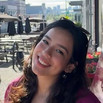 Babysitter in Surrey: Teeana