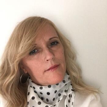 Babysitter Budapest: Frida