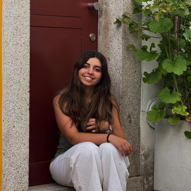 Babysitter in Beja: Maria