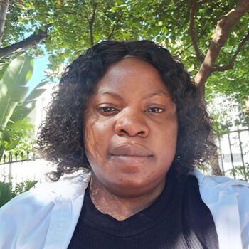 Babysitter Cape Town: Heather