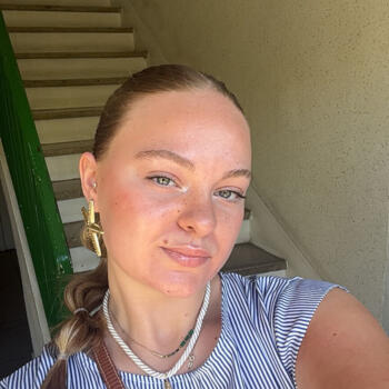 Baby-sitter Saint-Dizier: Lea