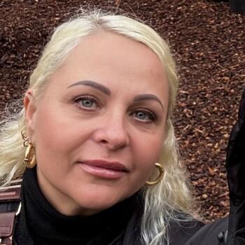 Babysitter in Málkov: Radka