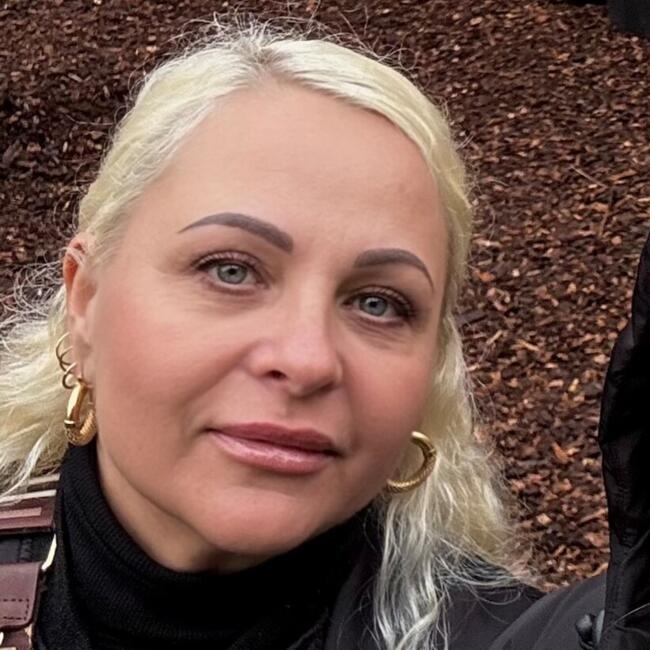 Babysitter in Málkov: Radka