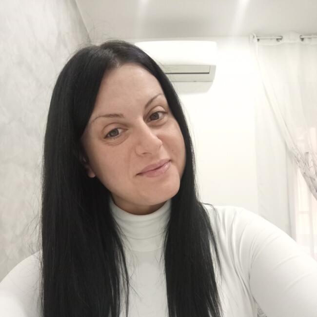 Babysitter a Napoli: Alessia