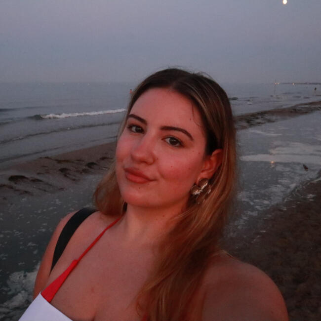 Oppas in Diemen: Sara