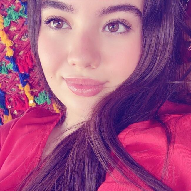 Babysitter in Rabat: Radia