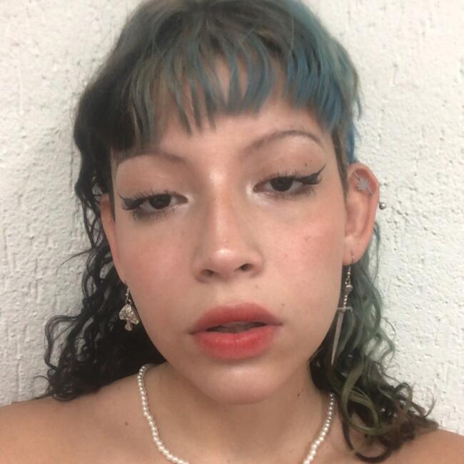 Babá em Palhoça: Ingrid