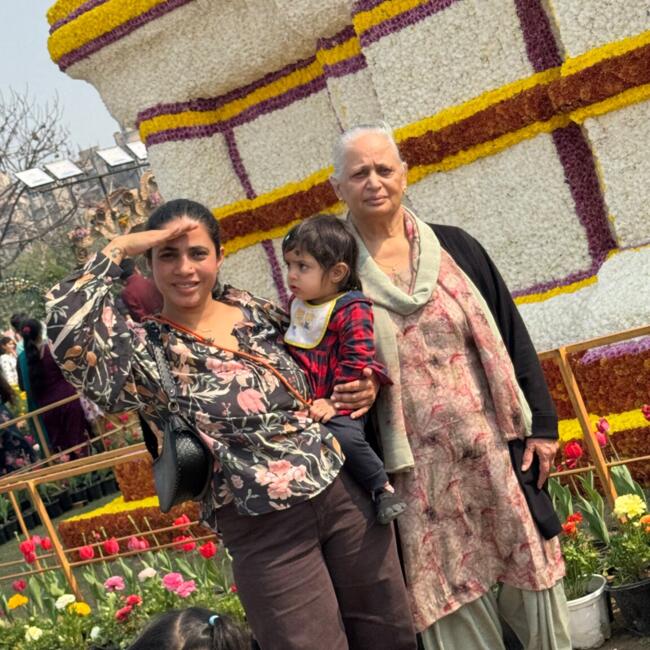 Babysitting job in Noida: Sonia