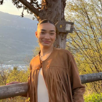 Babysitter Trento: Amina