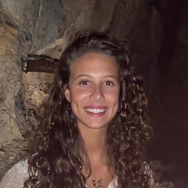 Babysitter in The Hague: Nora