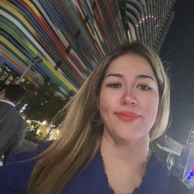 Babysitting job in Guayaquil: Angélica