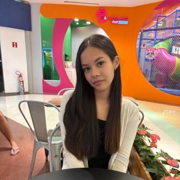 Babysitter in Aracaju: Valentina