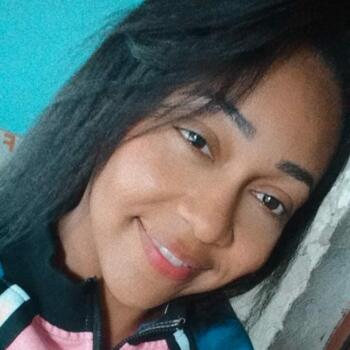 Babá em São Gonçalo (Rio de Janeiro): Aline