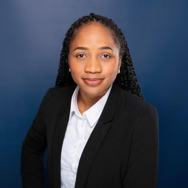 Babysitter in Bellegarde-sur-Valserine: Angela
