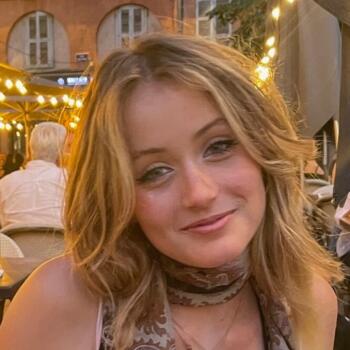 Barnvakt Uppsala: Fleur