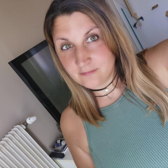 Babysitter in Épernay: Alexandra
