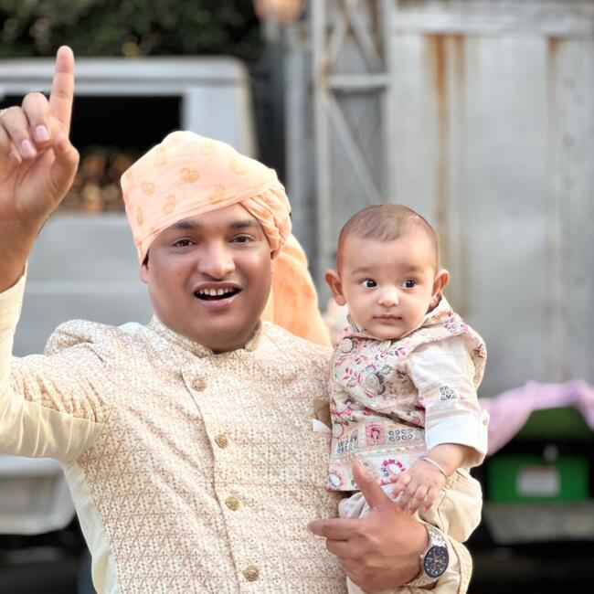 पुणे में बेबीसिटिंग की नौकरी: Anurag