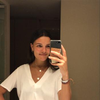 Baby-sitters à Tours: Léa