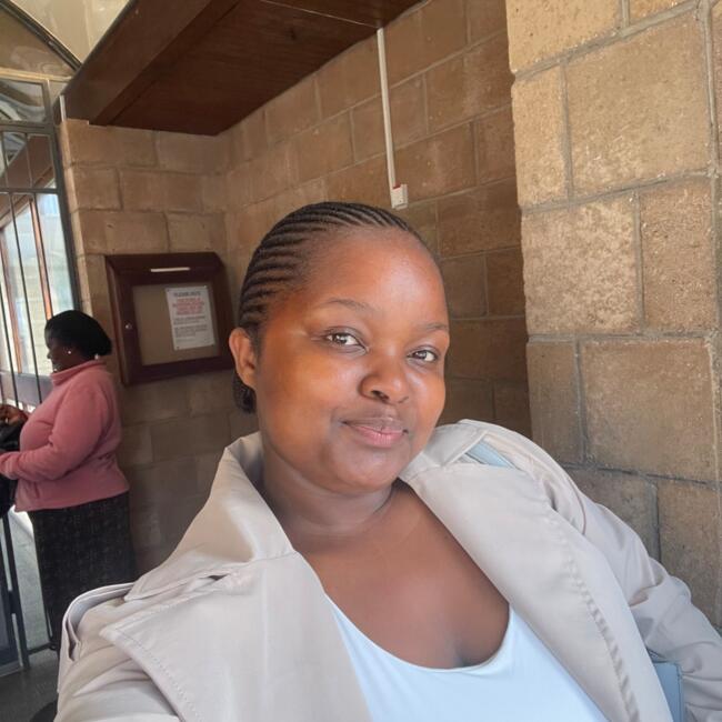 Babysitter in Port Elizabeth: Ahlumile