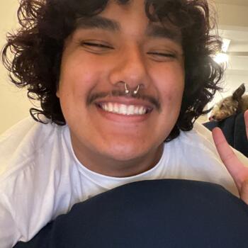 Babysitter in Chula Vista: Ricardo