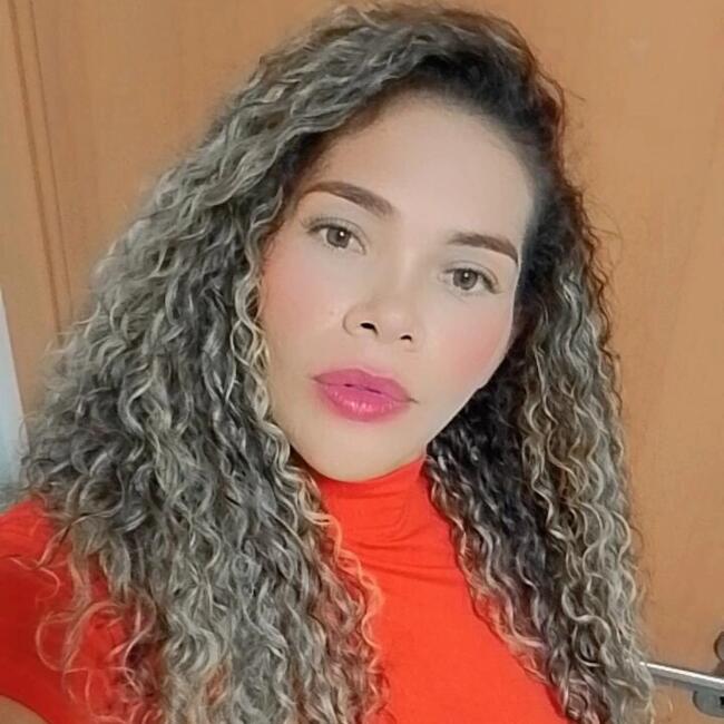 Babysitter in Recife: Ana