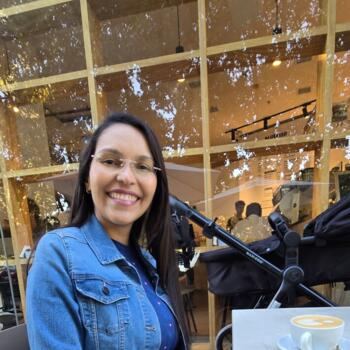Trabajo para niñera en Santiago de Chile: trabajo de niñera Alexandra