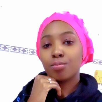 Babysitter in Riyadh: Moreen