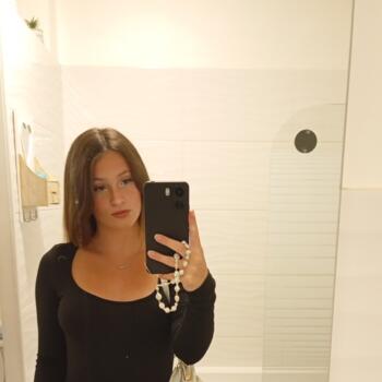 Babysitter in Gignac: Laly