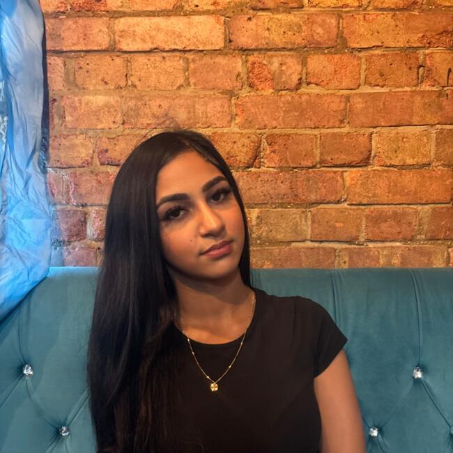 Babysitter in Slough: Zarah