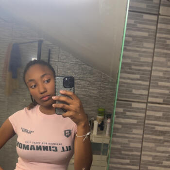 Babysitter in Chelles: Omaya