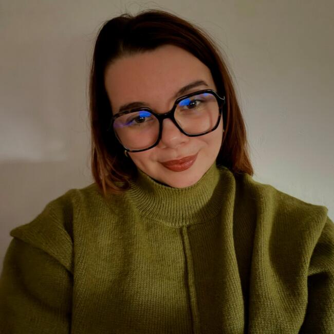 Babysitter in Lannion: Louanne