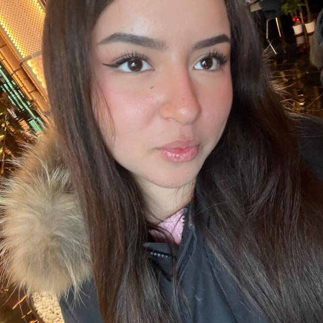 Babysitter a Milano: Akemy