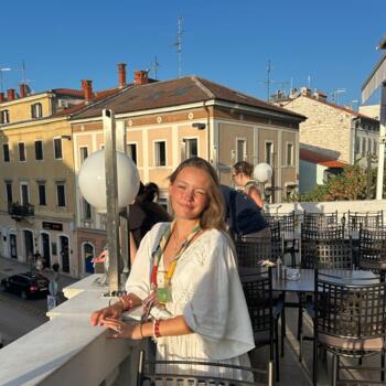 Babysitter Dinant: Clara