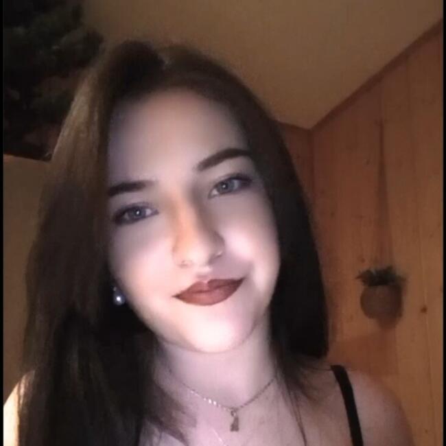 Babysitter in Mesnil-sur-l'Estrée: ALEXA