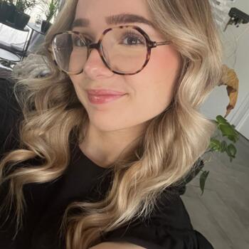 Babysitter in Pouillon: Olivia