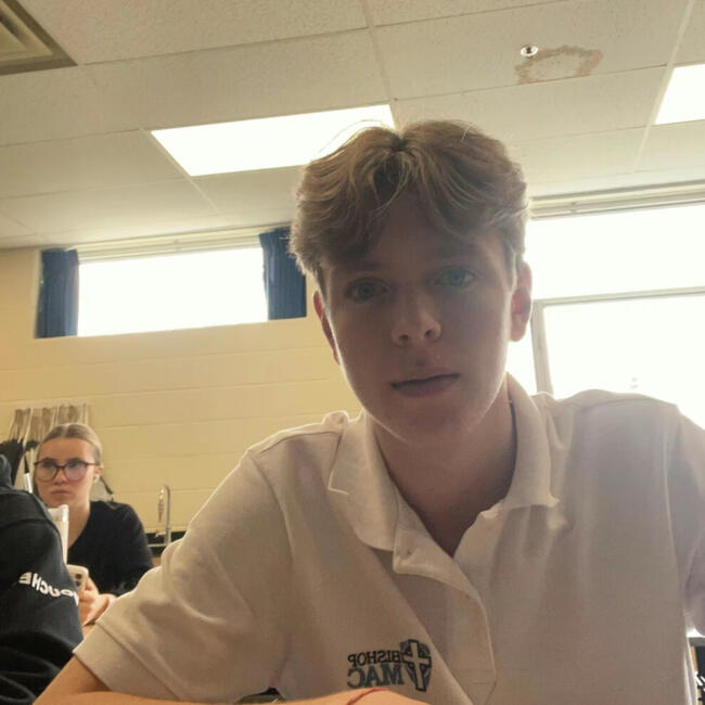 Baby-sitter in Guelph: Julian