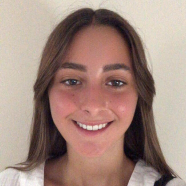 Babysitter in Paris: Marie