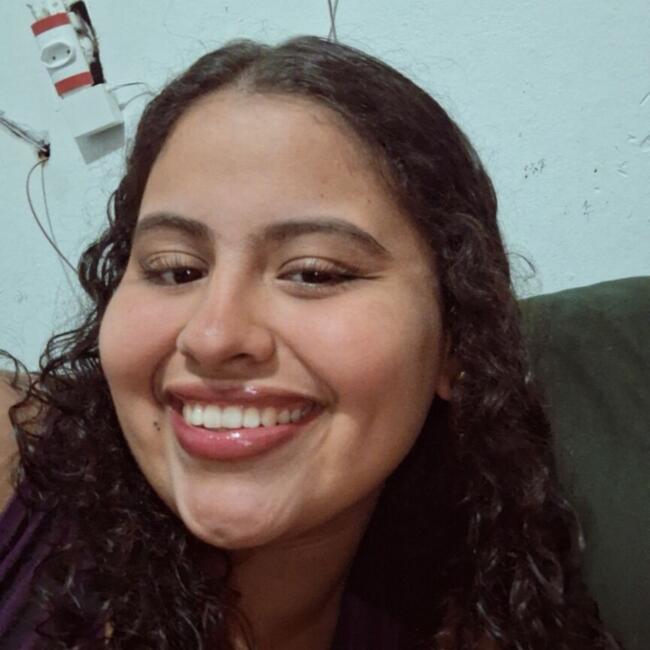 Babá em Campo Grande: Tainara Bogarim