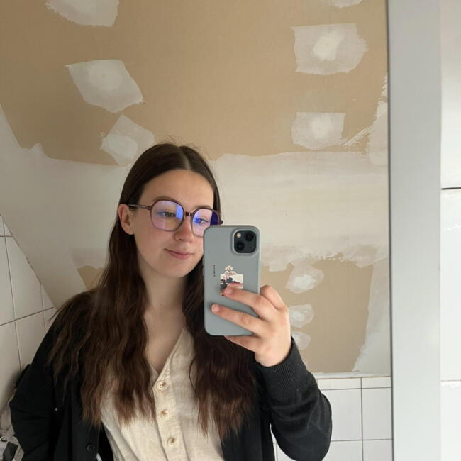 Babysitter in Romilly-sur-Andelle: Norah