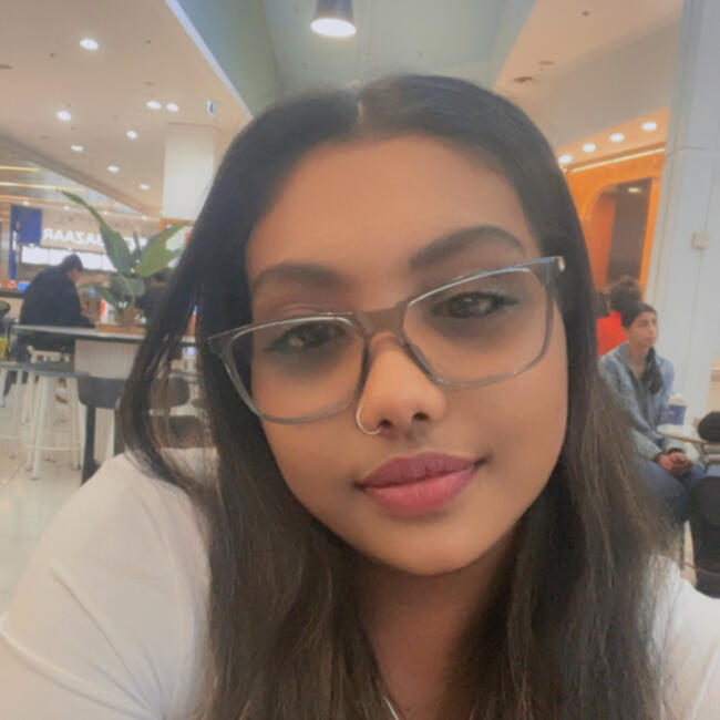 Babysitter in Auckland: Manasvi