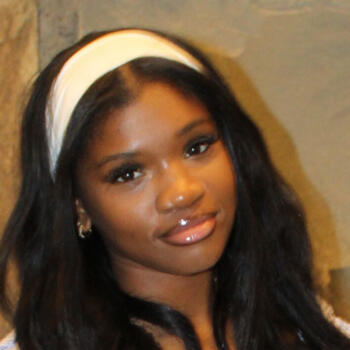 Babysitter in Albany: Taylor