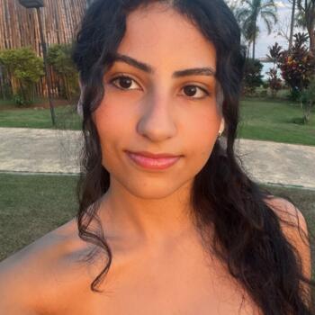 Babysitter in Brasília: Alícia