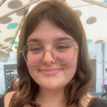 Babysitter a Le Landeron: Théa