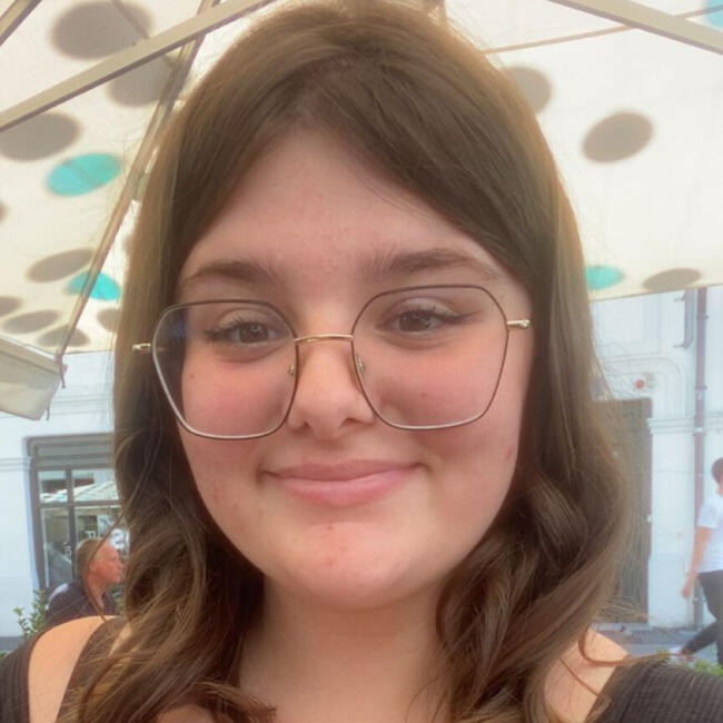 Babysitter a Le Landeron: Théa