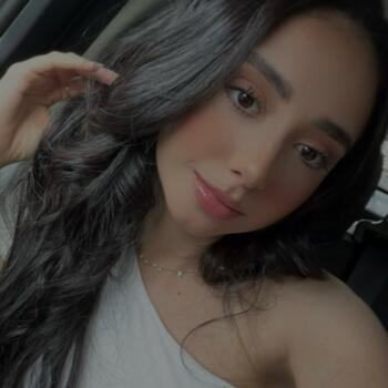 Babá em Goiânia: Marianna