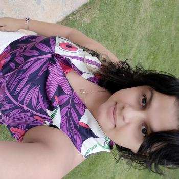 Emprego de babá em Cuiabá: emprego de babá Any Caroliny