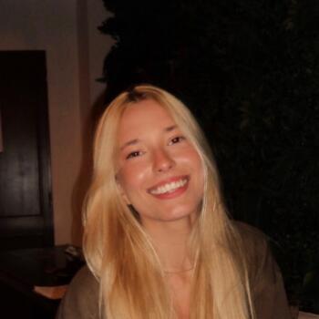 Babysitter in Parede: Marcela