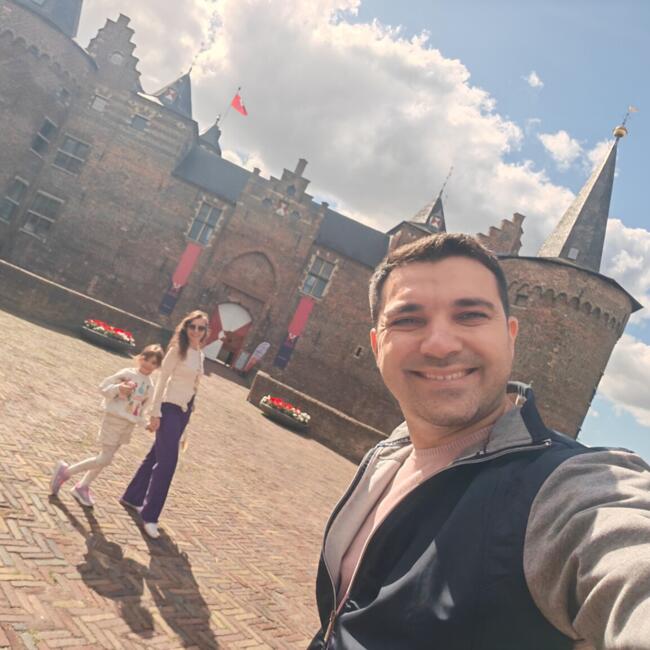 Babysitting job in Veldhoven: Onur